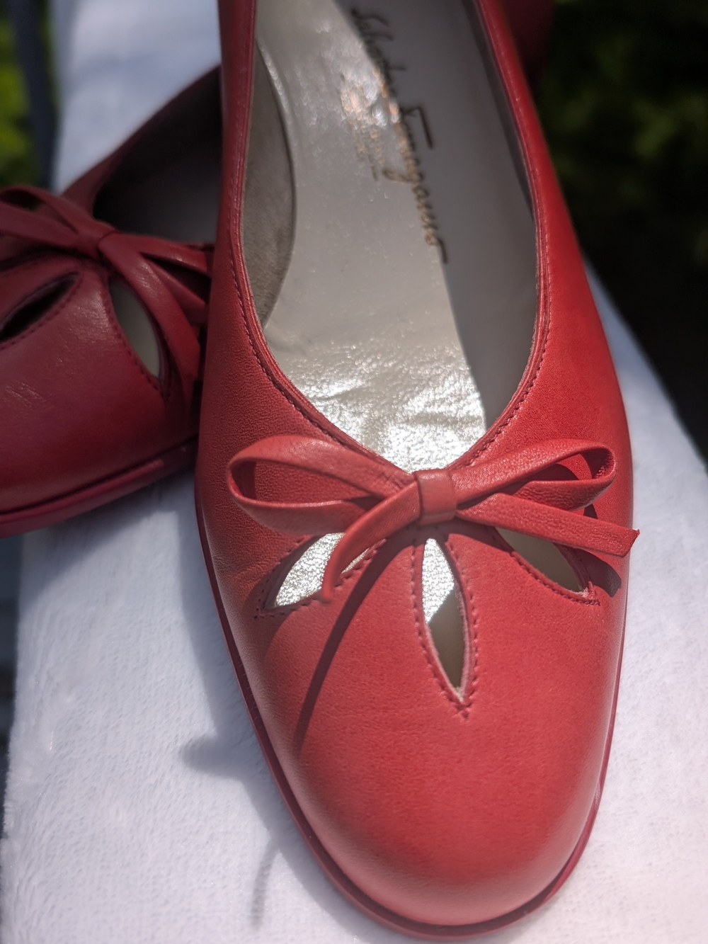 Salvatore Ferragamo Red Leather Bow Flats